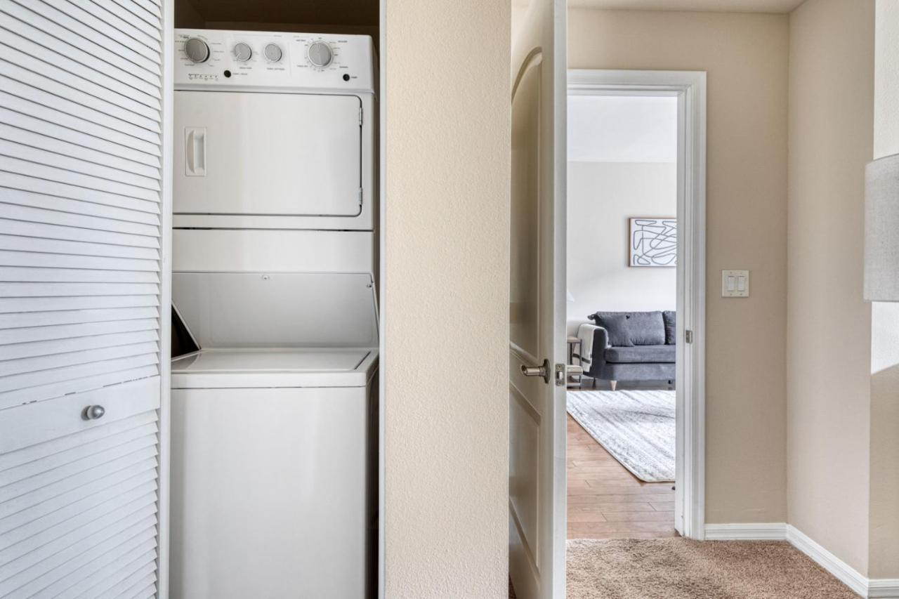 North Hollywood 1br W Gym Pool Near Shops Lax-584 *