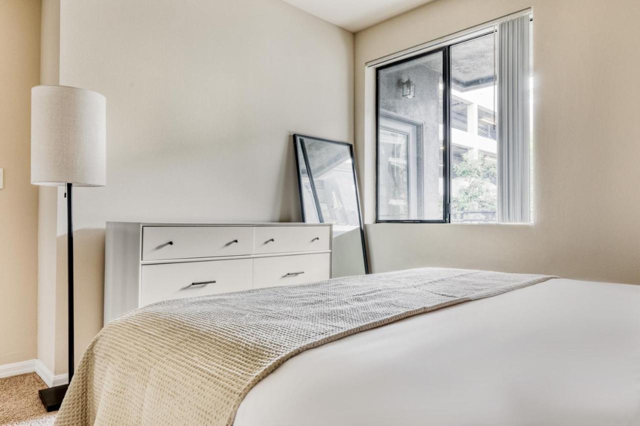 Appartement North Hollywood 1br W Gym Pool Near Shops Lax-584 Los Angeles