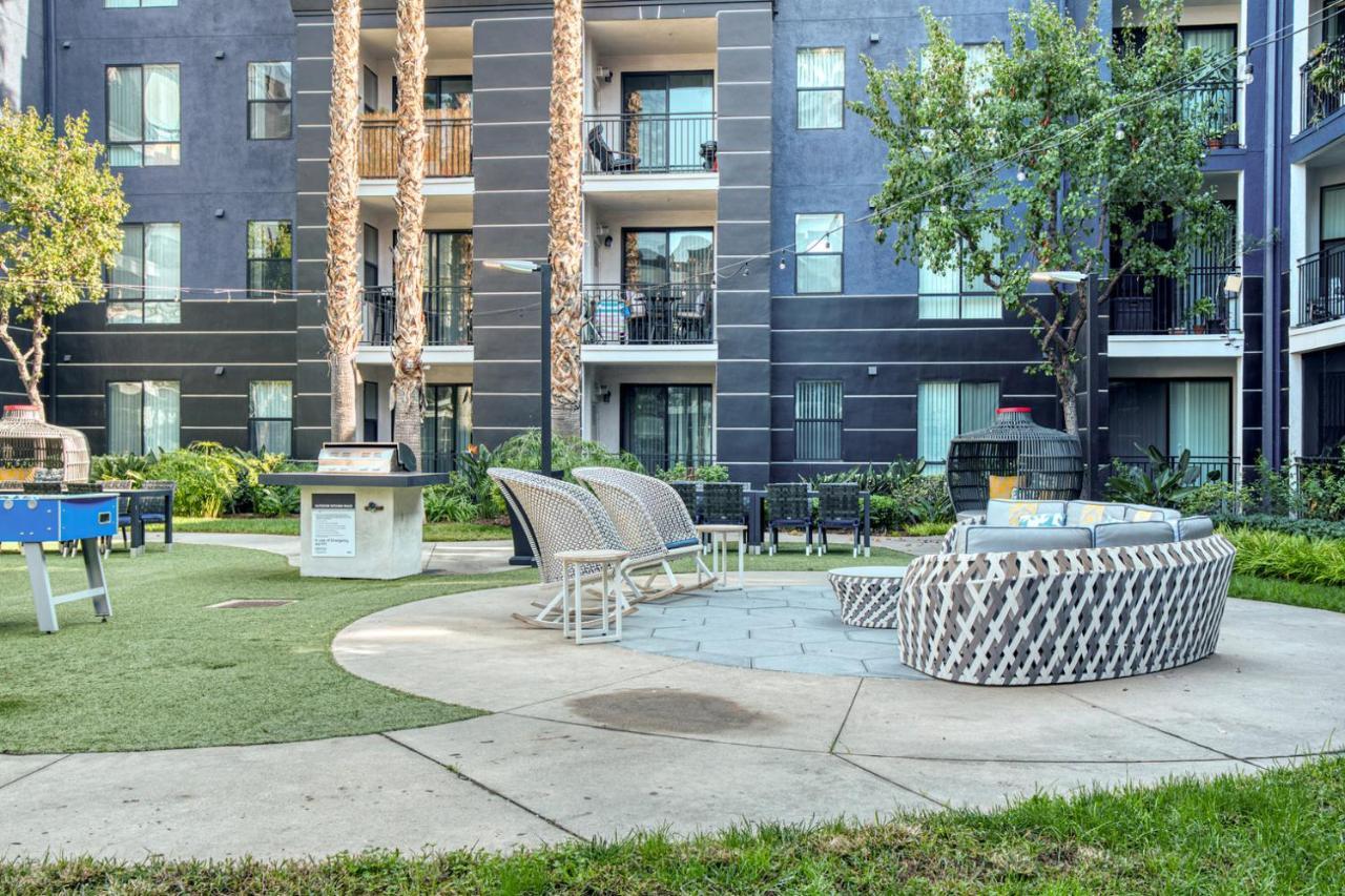 North Hollywood 1br W Gym Pool Near Shops Lax-584